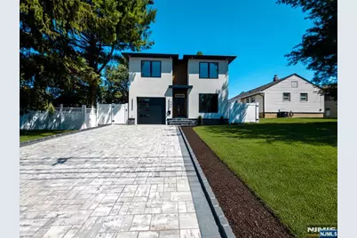 662 Jefferson Avenue, Washington Township, NJ 07676 - Photo 1