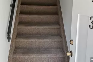 70 Calicooneck Road 3, South Hackensack Township, NJ 07606 - Photo 6
