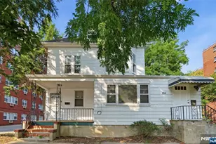 220 Anderson St, Hackensack, NJ 07601 - Photo 1