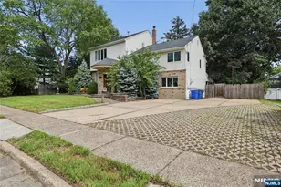 307 Dorothy St, Fair Lawn, NJ 07410 - Photo 2