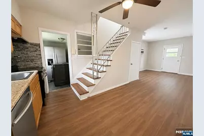 161 Lincoln Avenue 2 #2, Dumont, NJ 07628 - Photo 4