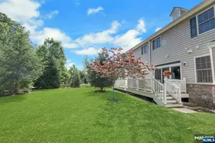78 Autumn Way 15, Montvale, NJ 07645 - Photo 2