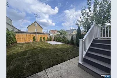 199 Maple Avenue, Wallington, NJ 07057 - Photo 10