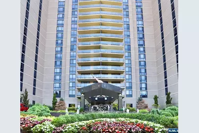 1512 Palisade Avenue 14R #14R, Fort Lee, NJ 07024 - Photo 1