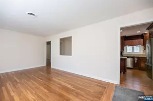 682 Sycamore St, Paramus, NJ 07652 - Photo 4