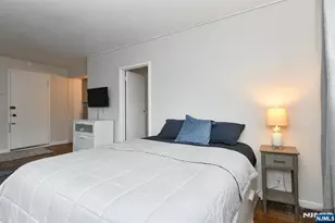 3020-3030 Edwin 5H, Fort Lee, NJ 07024 - Photo 4