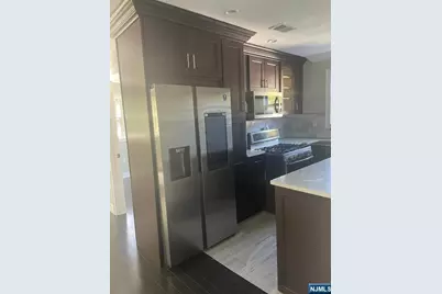 113 End Avenue 2 #2, Bogota, NJ 07603 - Photo 4