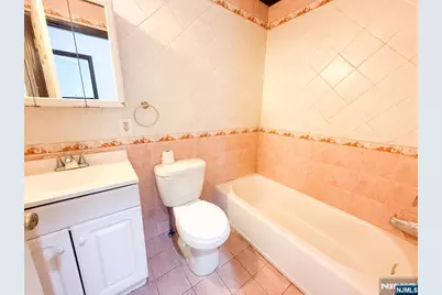 107 Oxford Avenue 1 #1, Jersey City, NJ 07304 - Photo 8