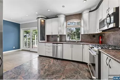 3-07 Dorothy, Fair Lawn, NJ 07410 - Photo 6