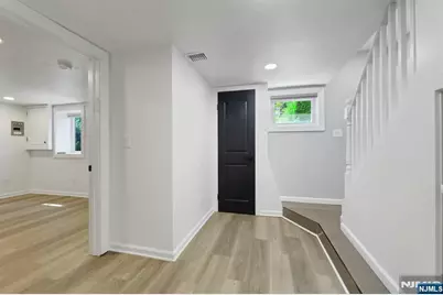 281 Englewood Avenue, Teaneck Township, NJ 07666 - Photo 32