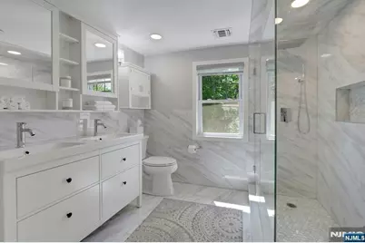 281 Englewood Avenue, Teaneck Township, NJ 07666 - Photo 26