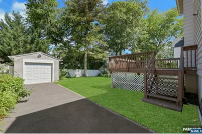 281 Englewood Avenue, Teaneck Township, NJ 07666 - Photo 36