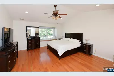 90 Summer Hill Road 90 #90, Wayne, NJ 07470 - Photo 20