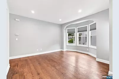 44 Clinton Street, Bloomfield, NJ 07003 - Photo 20