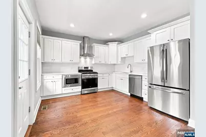 44 Clinton Street, Bloomfield, NJ 07003 - Photo 16