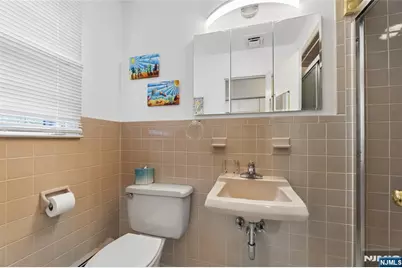 585 Churchill Road, Teaneck Township, NJ 07666 - Photo 20
