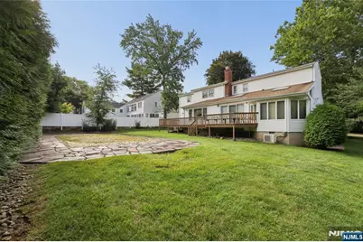 585 Churchill Road, Teaneck Township, NJ 07666 - Photo 32