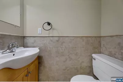 62 Reid Avenue, Bergenfield, NJ 07621 - Photo 30