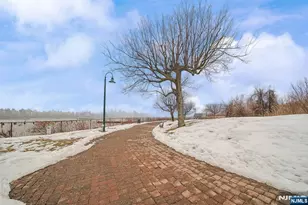 321 The Promenade, Edgewater, NJ 07020 - Photo 18