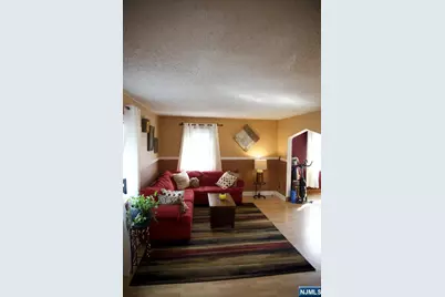 81 Prospect Terrace, Teaneck Township, NJ 07666 - Photo 8