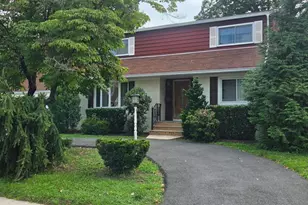 727 Chestnut St, New Milford, NJ 07646 - Photo 2
