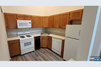 1265 Mulberry Drive, Mahwah, NJ 07430 - Photo 10