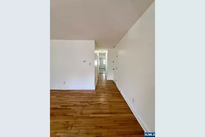 84 Clendenny Avenue, Jersey City, NJ 07304 - Photo 18