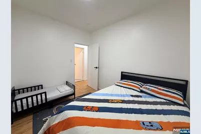 84 Clendenny Avenue, Jersey City, NJ 07304 - Photo 4