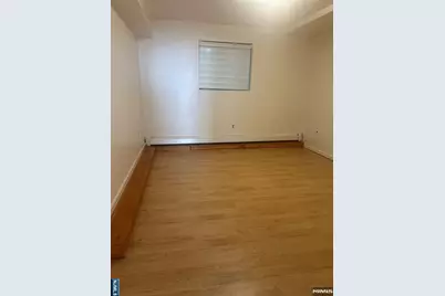 447 Jane Street 1st Floor #1ST FLOOR, Fort Lee, NJ 07024 - Photo 2