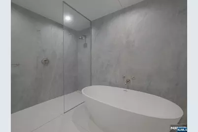 320 Adolphus Avenue 401 #401, Cliffside Park, NJ 07010 - Photo 12