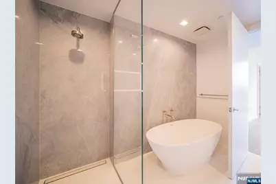 320 Adolphus Avenue 401 #401, Cliffside Park, NJ 07010 - Photo 10