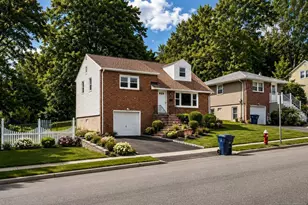432 Hamilton Pl, Hackensack, NJ 07601 - Photo 2