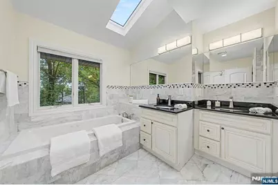 45 Oxford Drive, Tenafly, NJ 07670 - Photo 32