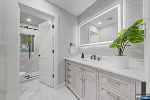 45 Oxford Dr, Tenafly, NJ 07670 - Photo 20
