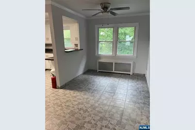 520 4th Street 2nd Fl #2nd Fl, Palisades Park, NJ 07650 - Photo 6