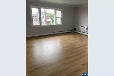 520 4th Street 2nd Fl #2nd Fl, Palisades Park, NJ 07650 - Photo 2