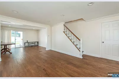 42 W Spring Valley Avenue, Maywood, NJ 07607 - Photo 4