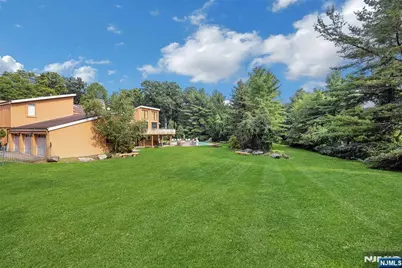 16 Schaffer Road, Alpine, NJ 07620 - Photo 22