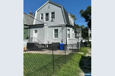 117 Linden Avenue, Irvington, NJ 07111 - Photo 2