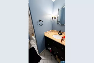 19 W Park Avenue, Park Ridge, NJ 07656 - Photo 10