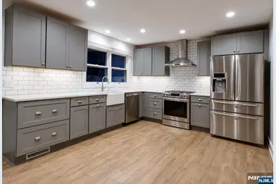 19 W Park Avenue, Park Ridge, NJ 07656 - Photo 6