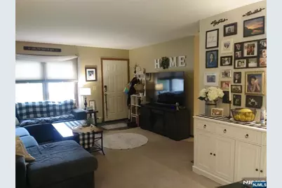 88 Mazur Place, Hawthorne, NJ 07506 - Photo 6