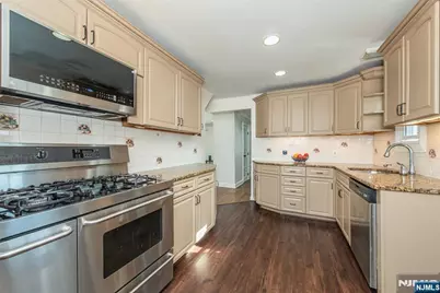 42 W Spring Valley Avenue, Maywood, NJ 07607 - Photo 8