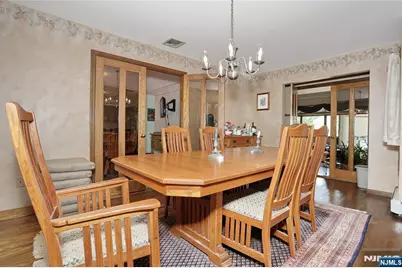 245 Highland Avenue, Wood Ridge, NJ 07075 - Photo 8
