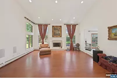 17 W Bayview Avenue, Englewood Cliffs, NJ 07632 - Photo 14