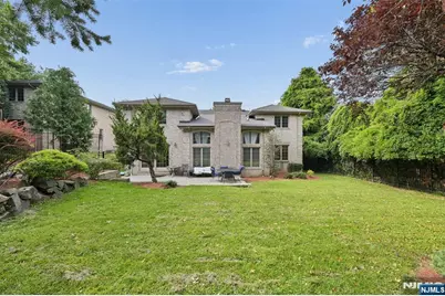 17 Bayview Avenue, Englewood Cliffs, NJ 07632 - Photo 6