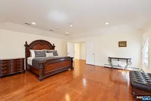 17 W Bayview Ave, Englewood Cliffs, NJ 07632 - Photo 24