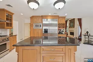 17 W Bayview Ave, Englewood Cliffs, NJ 07632 - Photo 20