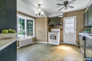 460 Northern Pkwy, Ridgewood, NJ 07450 - Photo 4