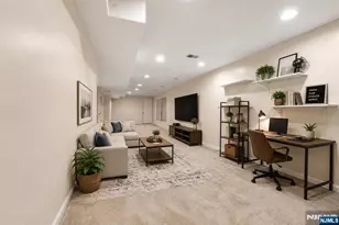195 Levinberg Ln, Wayne, NJ 07470 - Photo 32